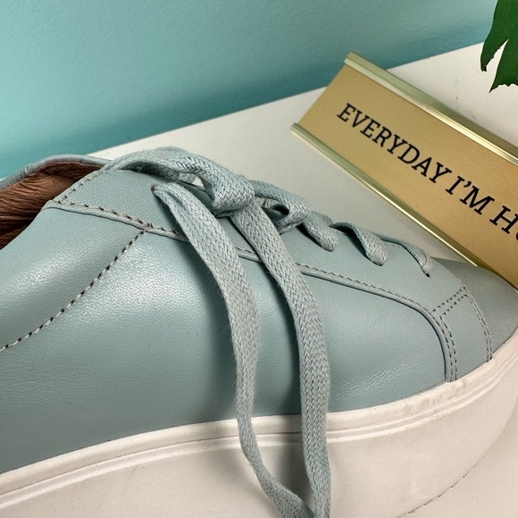 Halogen blue soft leather shoes size 9.5M, new like condition - Picture 5 of 7